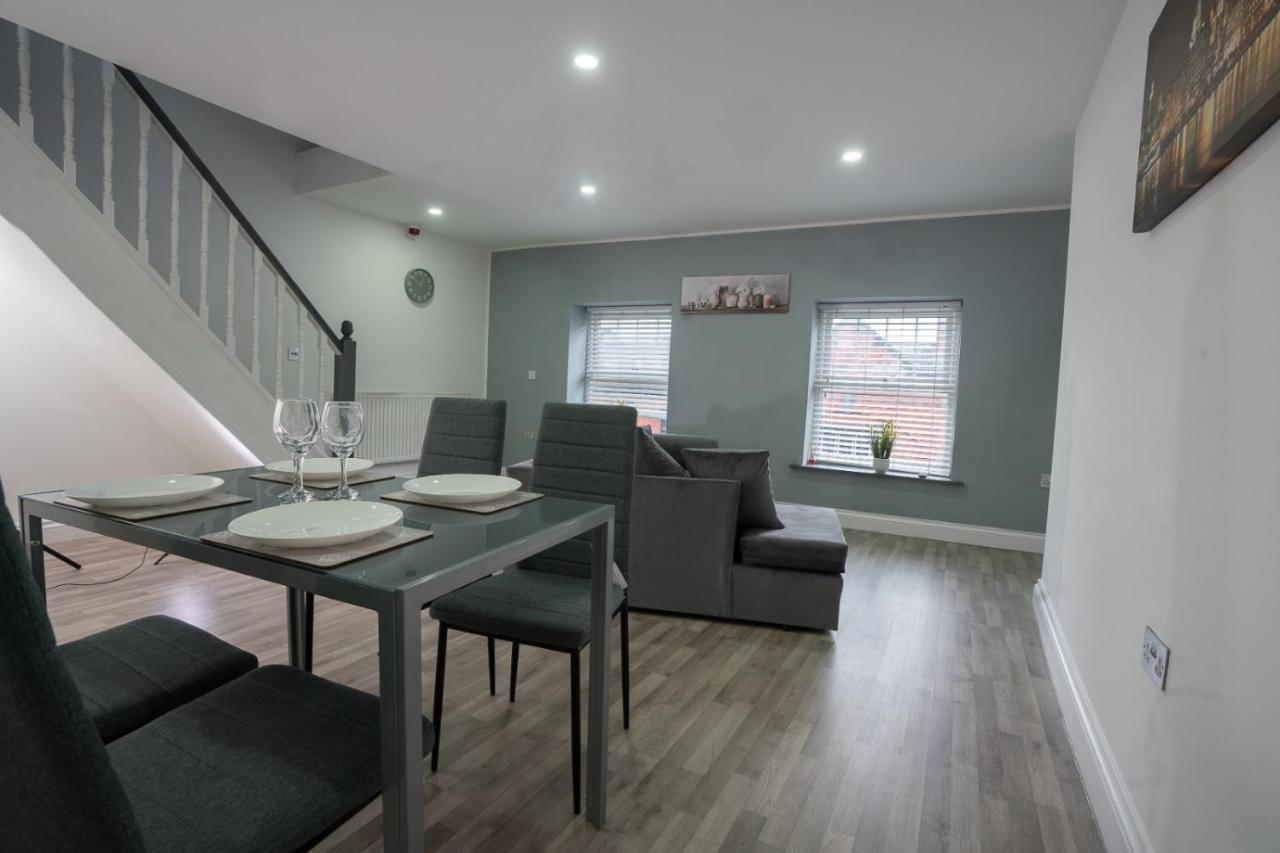 Modern Apartment In Liverpool City Centre Exteriör bild
